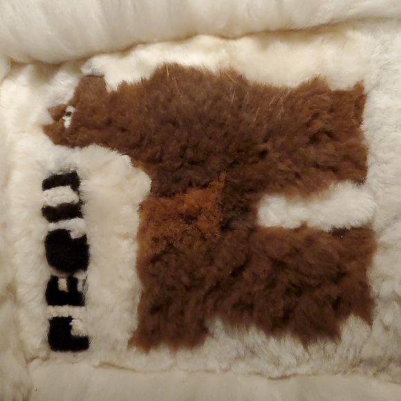 ❣️RESERVED❣️Authentic Llama Fur Wall Hanging PERU - Picture 3 of 9